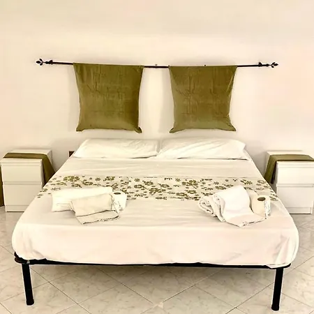 O' Palazziello Di Dante&beatrice